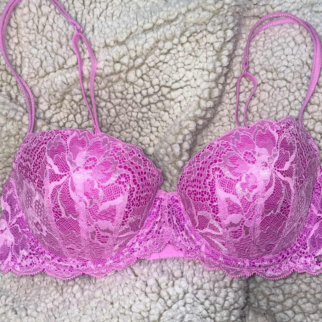 Brand New Vs Bra 32c